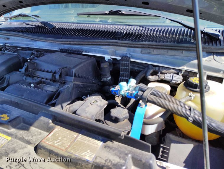 image for item YA0641 2022 Ford E450 shuttle bus