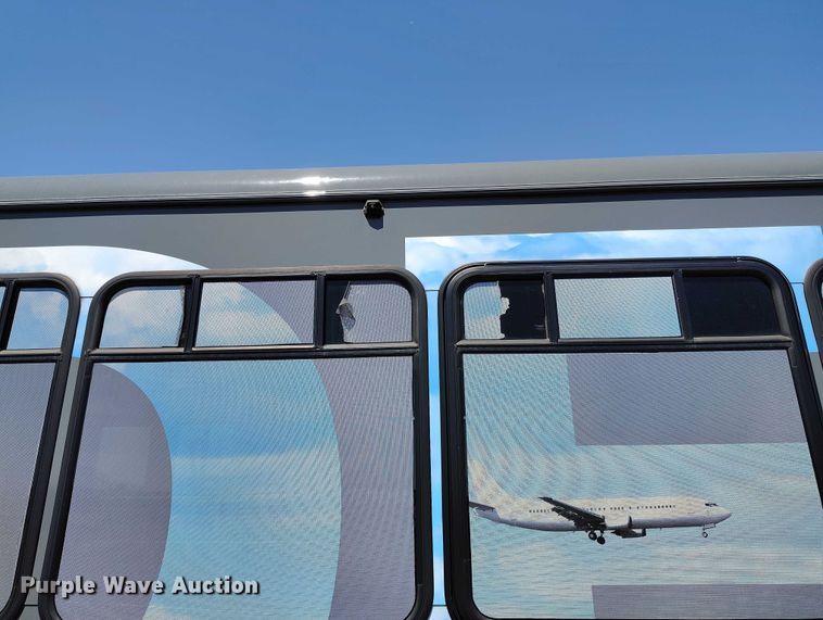 image for item YA0642 2022 Ford E450 shuttle bus