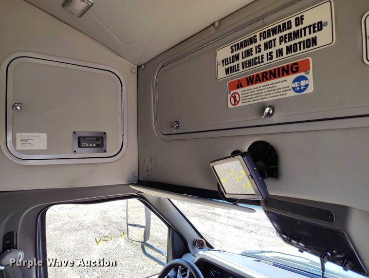 image for item YA0642 2022 Ford E450 shuttle bus