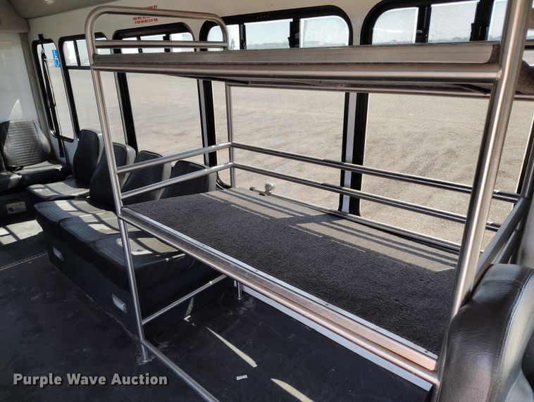 image for item YA0642 2022 Ford E450 shuttle bus