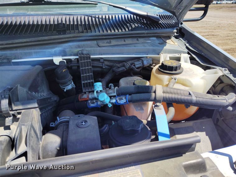 image for item YA0642 2022 Ford E450 shuttle bus