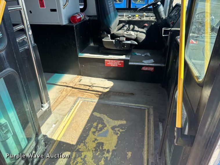 image for item YA0665 2009 ElDorado  Axess transit bus