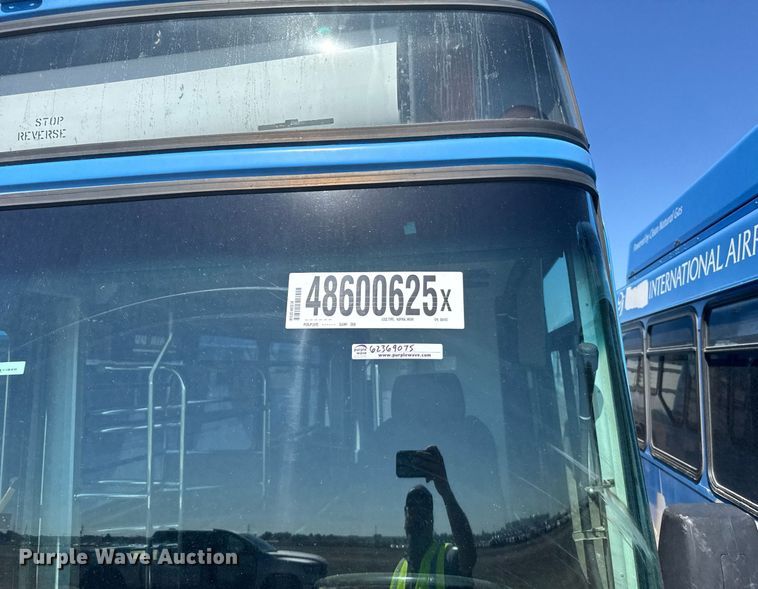 image for item YA0673 2009 ElDorado Axess transit bus