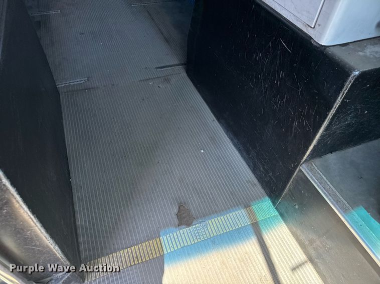 image for item YA0673 2009 ElDorado Axess transit bus