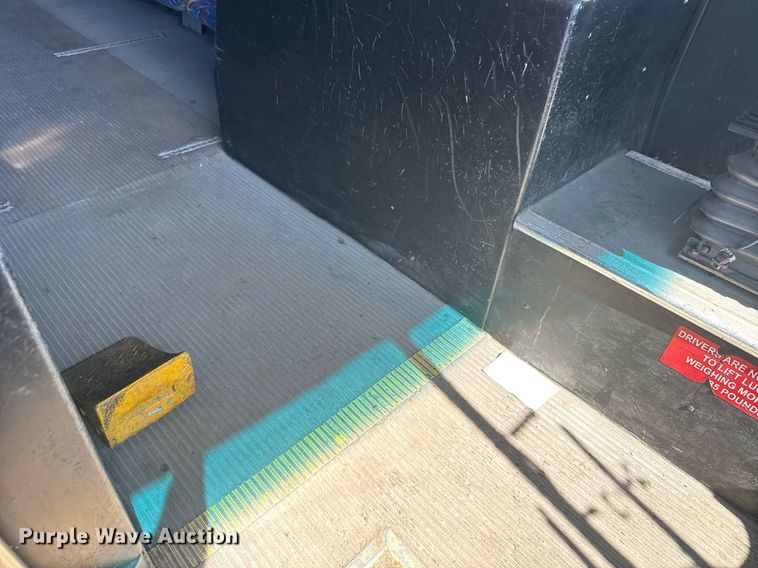 image for item YA0674 2009 ElDorado Axess transit bus