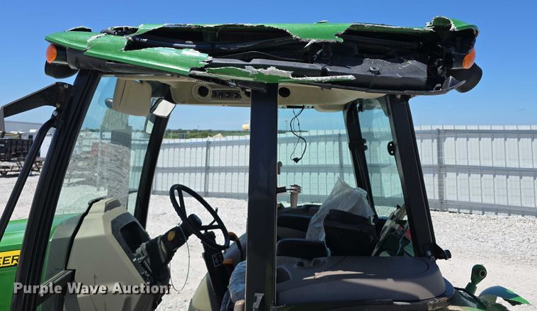 image for item YA0681 2021 John Deere 5055E MFWD tractor