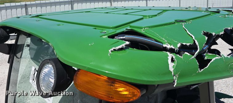 image for item YA0681 2021 John Deere 5055E MFWD tractor