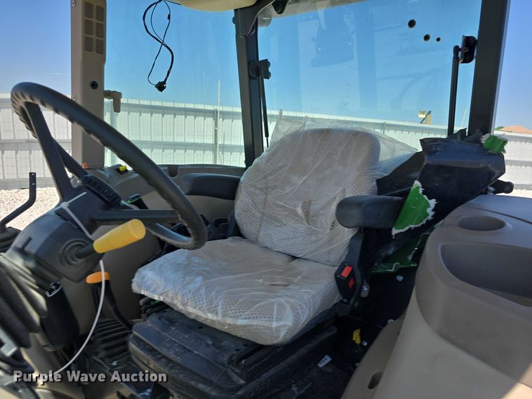 image for item YA0681 2021 John Deere 5055E MFWD tractor