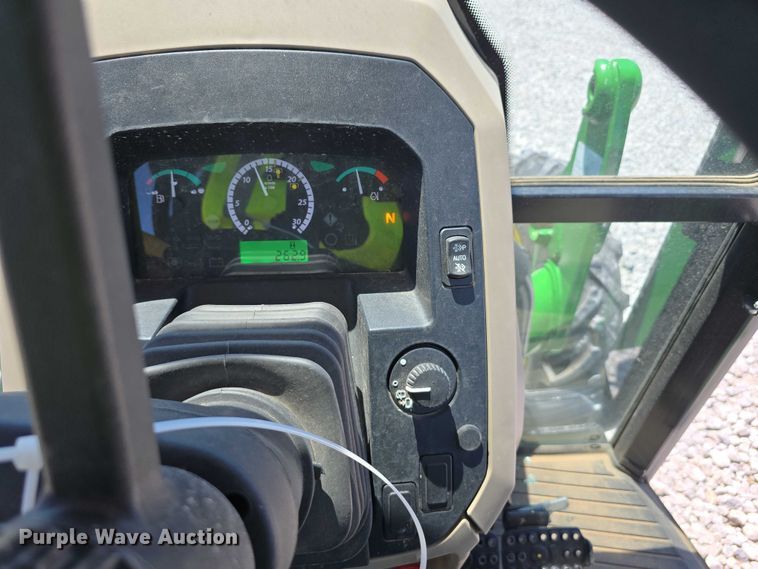 image for item YA0681 2021 John Deere 5055E MFWD tractor