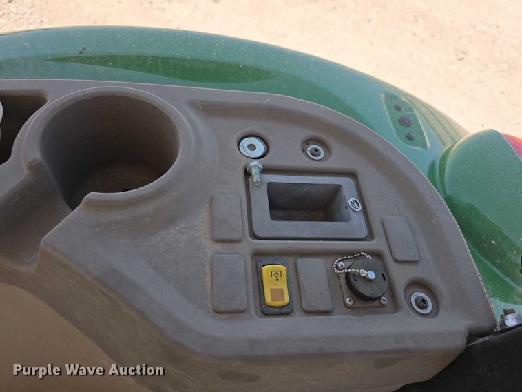 image for item YA0681 2021 John Deere 5055E MFWD tractor