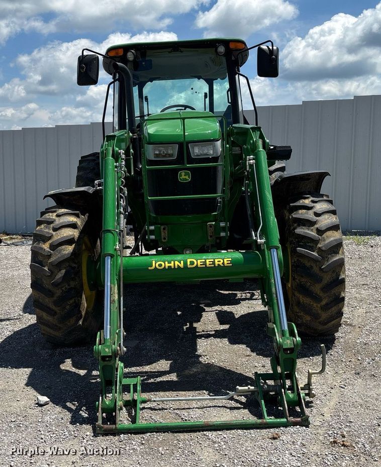 image for item YA0684 2015 John Deere 6105D MFWD tractor