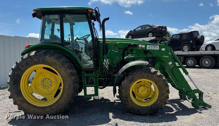 image for item YA0684 2015 John Deere 6105D MFWD tractor