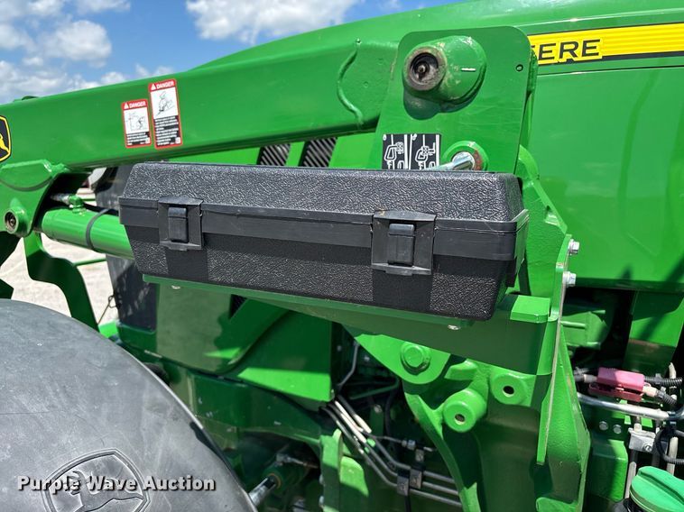 image for item YA0684 2015 John Deere 6105D MFWD tractor