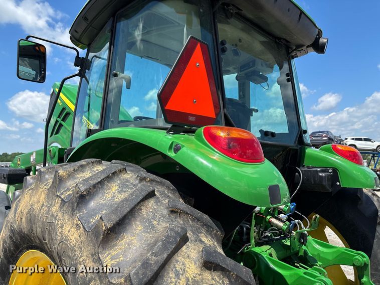 image for item YA0684 2015 John Deere 6105D MFWD tractor