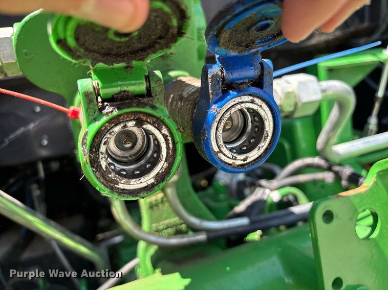 image for item YA0684 2015 John Deere 6105D MFWD tractor