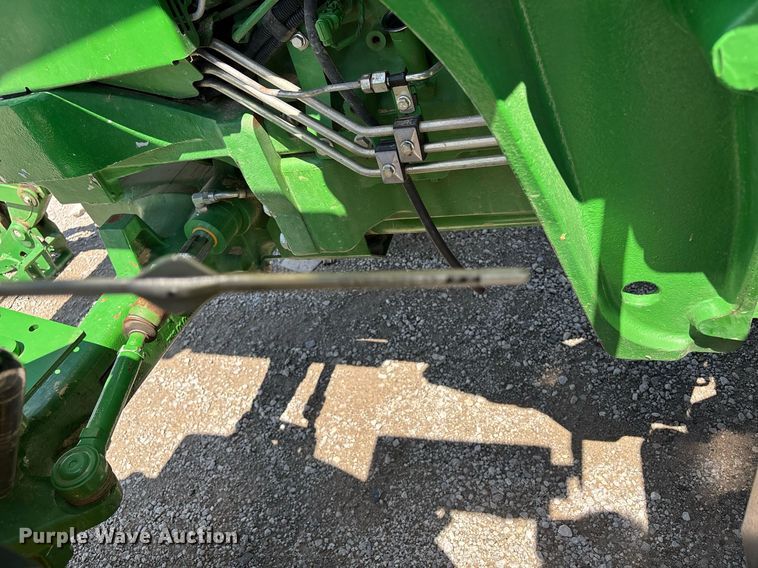 image for item YA0684 2015 John Deere 6105D MFWD tractor