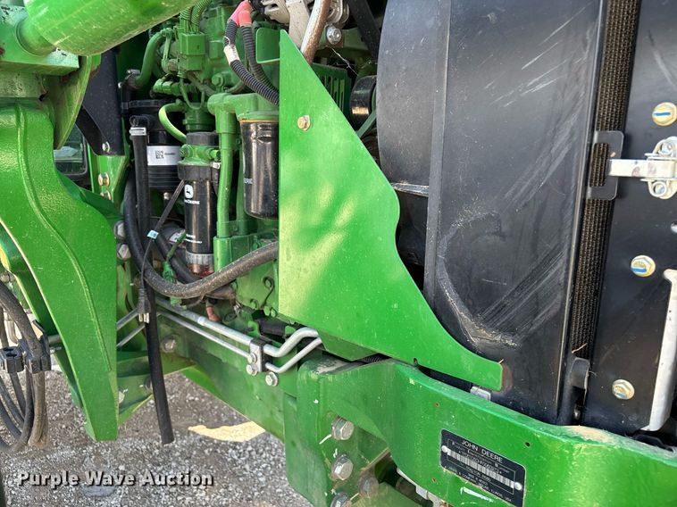 image for item YA0684 2015 John Deere 6105D MFWD tractor