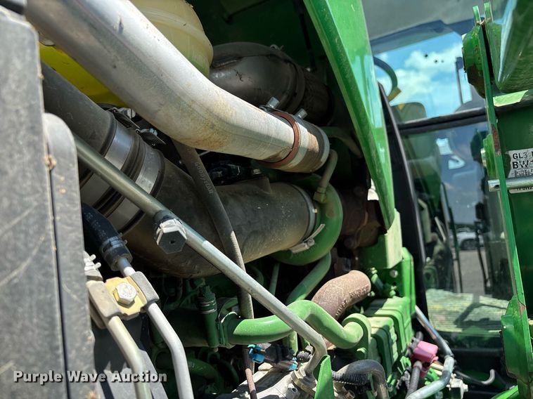 image for item YA0684 2015 John Deere 6105D MFWD tractor