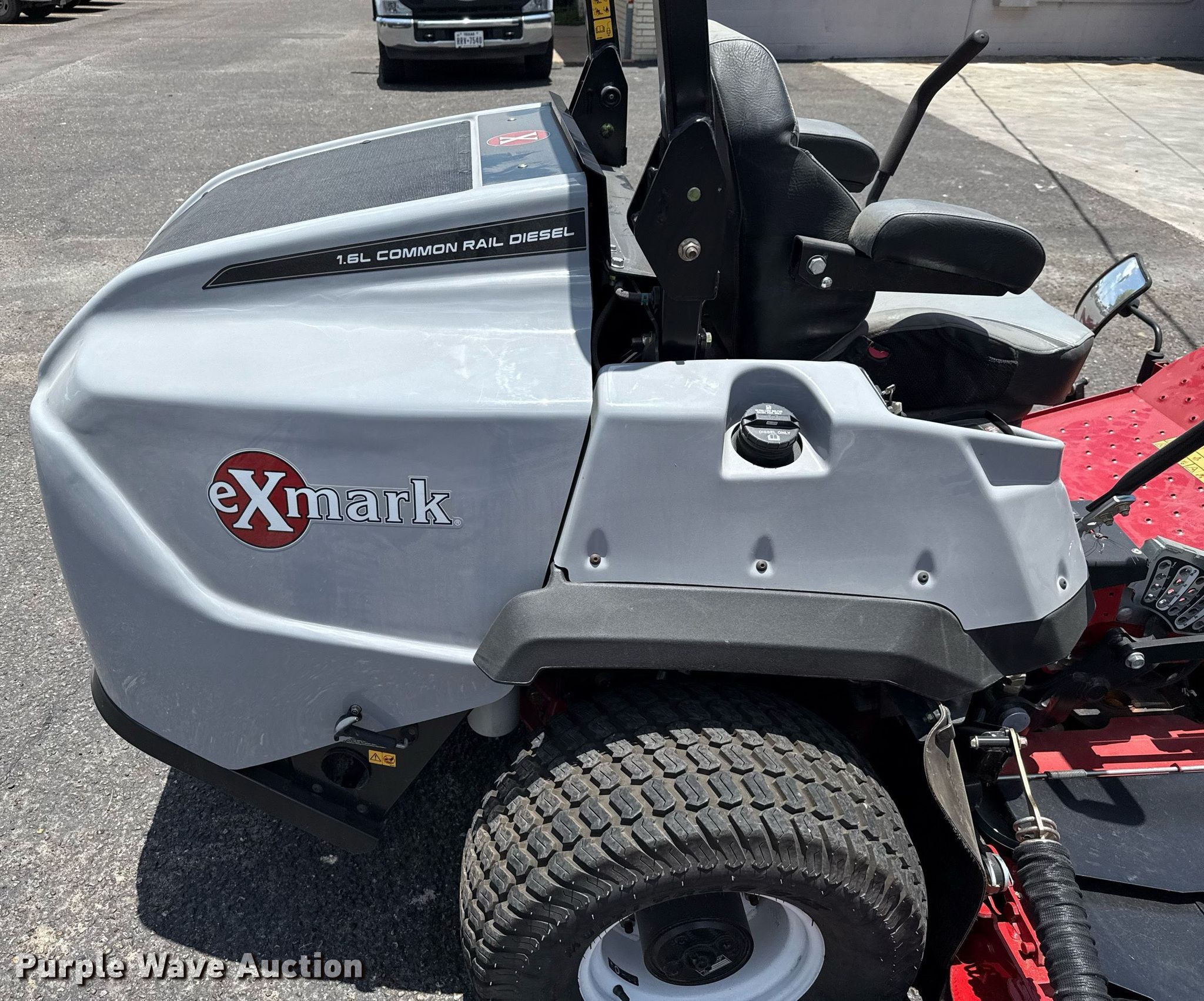 AMK⭐︎ Exmark Lazer Z E-Series Mower | Model LRE730GKA604A3