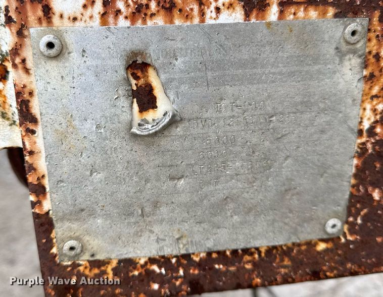 image for item DH9802 1995 Kiefer ICT 100 reel trailer