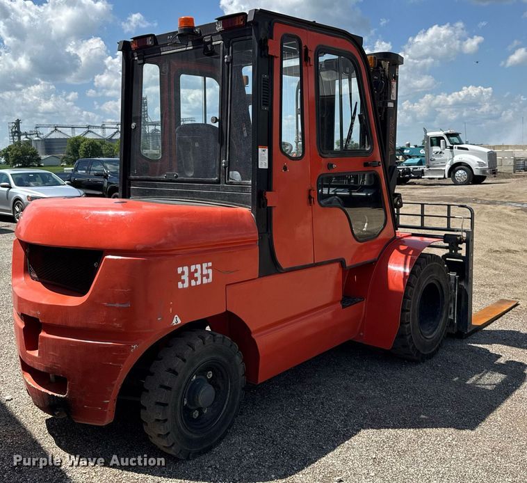 image for item DI9076 2023 Viper FD50 forklift