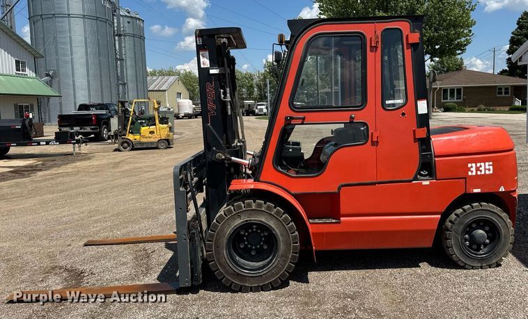 image for item DI9076 2023 Viper FD50 forklift
