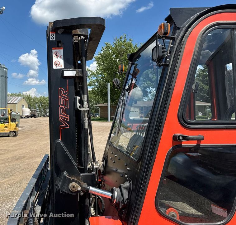image for item DI9076 2023 Viper FD50 forklift