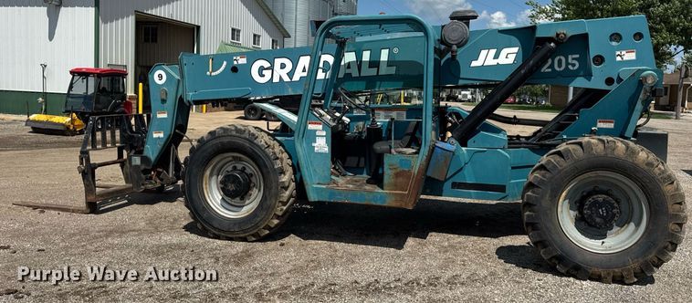 image for item DI9077 2005 Gradall 534D9-45 telehandler