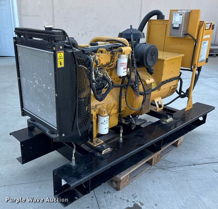image for item DI9112 2007 Caterpillar D60-4 generator