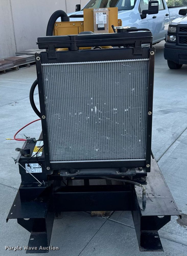 image for item DI9112 2007 Caterpillar D60-4 generator