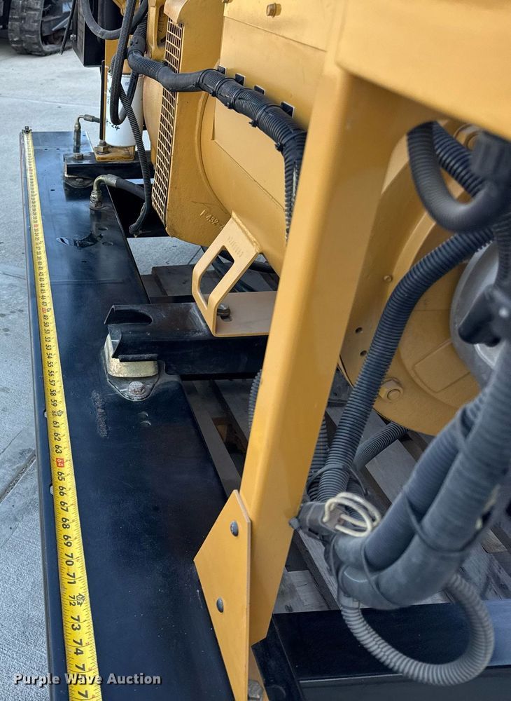 image for item DI9112 2007 Caterpillar D60-4 generator