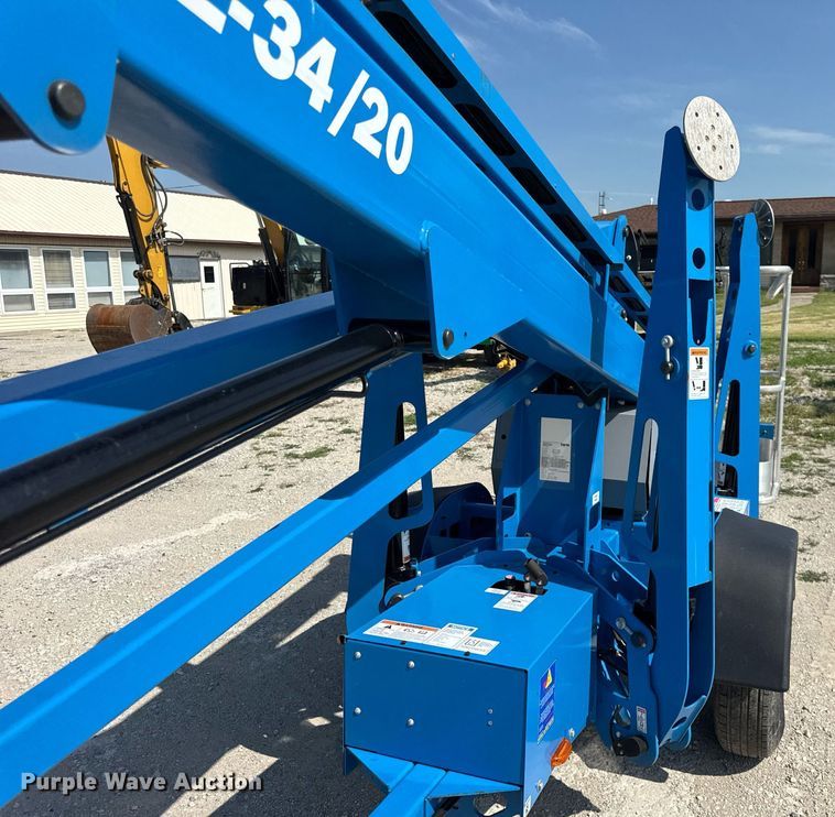 image for item DI9147 2018 Genie TZ34/20 boom lift