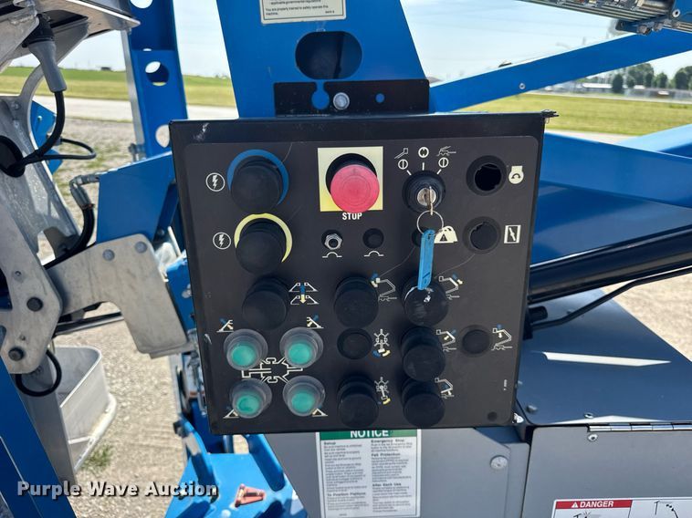 image for item DI9147 2018 Genie TZ34/20 boom lift