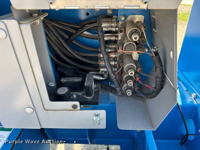 image for item DI9147 2018 Genie TZ34/20 boom lift