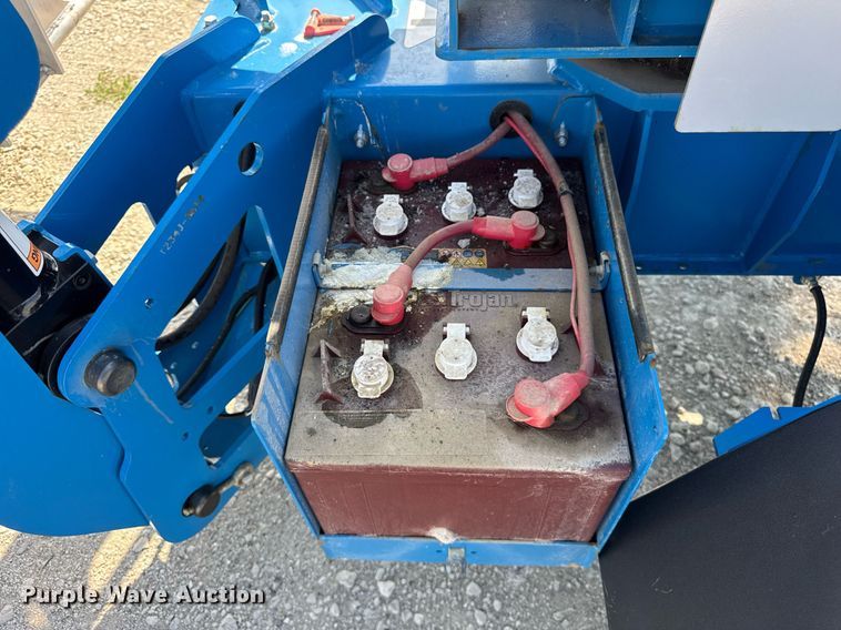 image for item DI9147 2018 Genie TZ34/20 boom lift