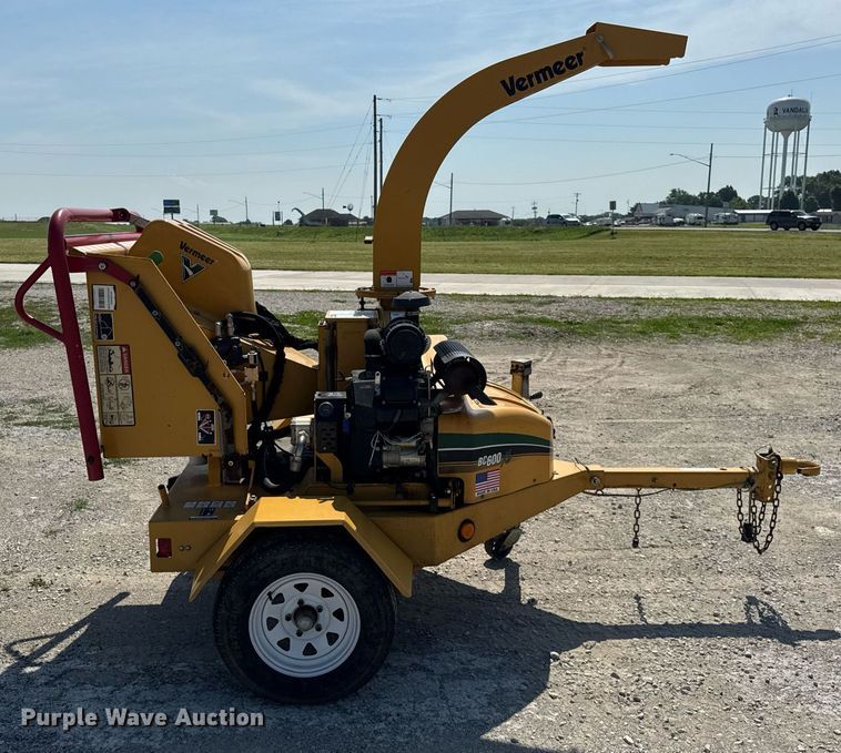 image for item DI9148 2013 Vermeer BC600XL wood chipper