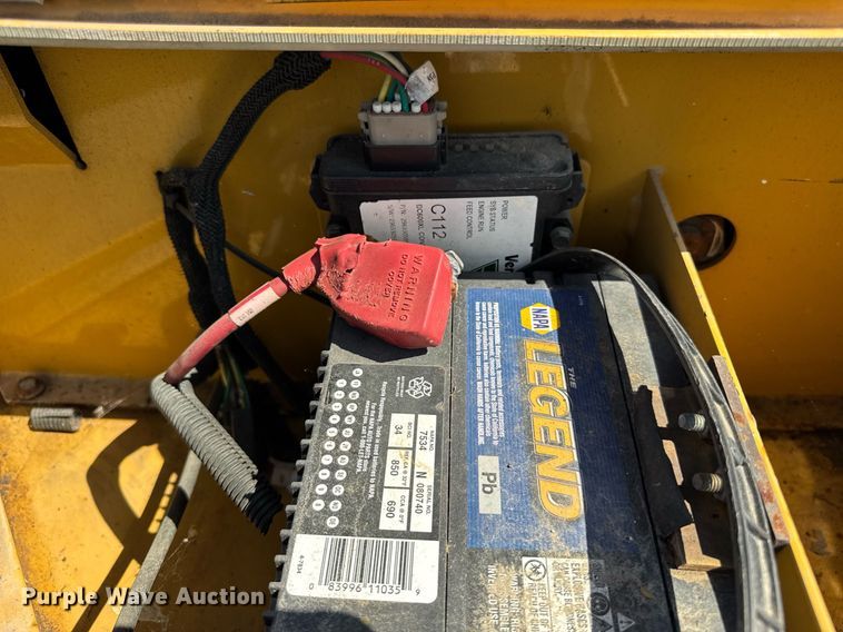 image for item DI9148 2013 Vermeer BC600XL wood chipper