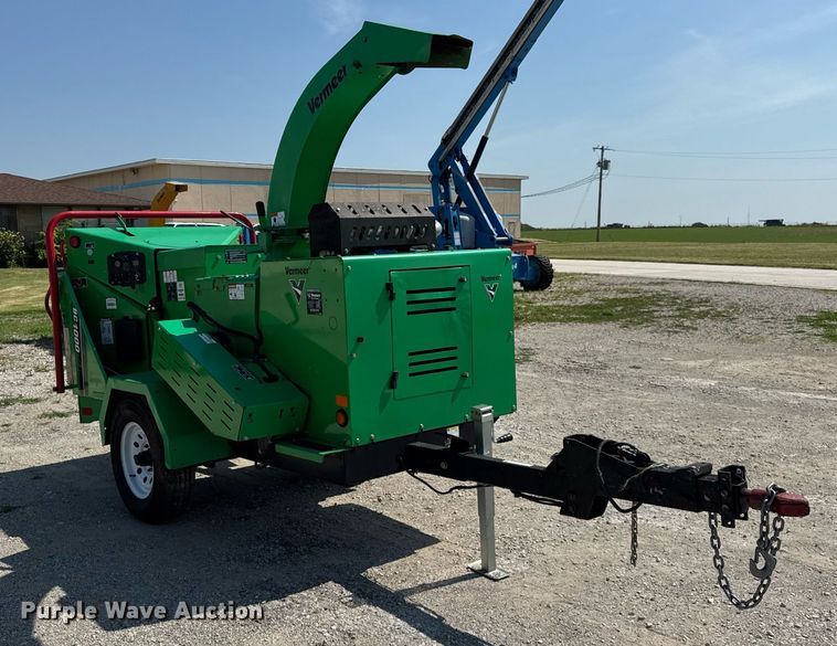 image for item DI9172 2002 Vermeer BC1000XL wood chipper