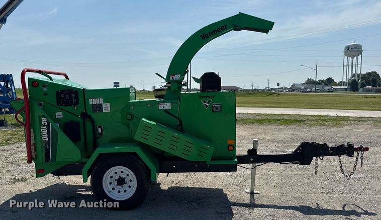 image for item DI9172 2002 Vermeer BC1000XL wood chipper