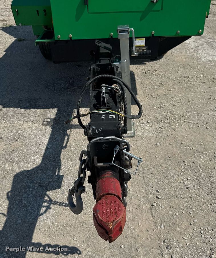 image for item DI9172 2002 Vermeer BC1000XL wood chipper