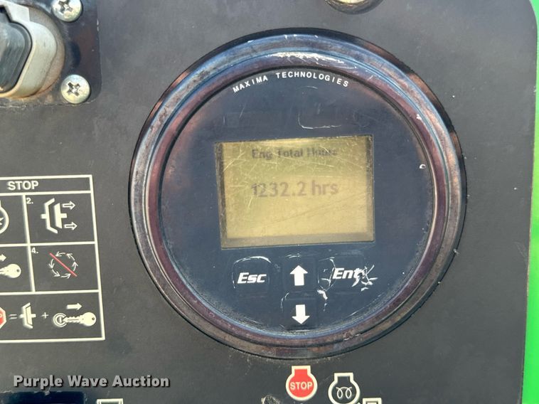 image for item DI9172 2002 Vermeer BC1000XL wood chipper