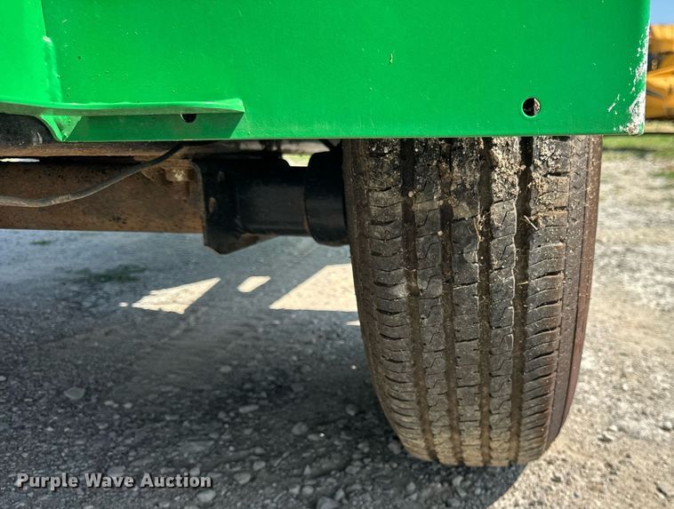 image for item DI9172 2002 Vermeer BC1000XL wood chipper