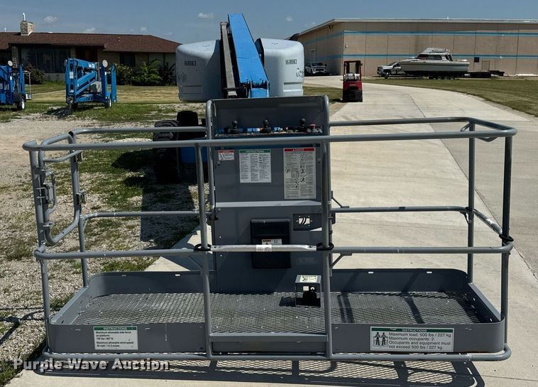 image for item DI9189 2008 Genie S65 boom lift