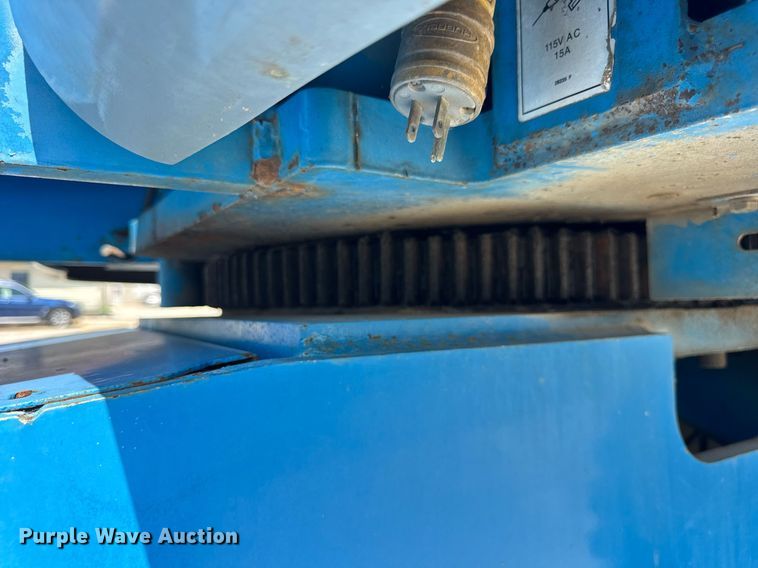 image for item DI9189 2008 Genie S65 boom lift