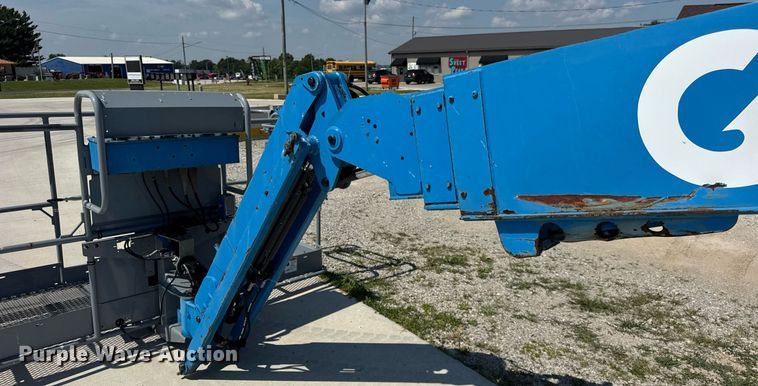 image for item DI9189 2008 Genie S65 boom lift