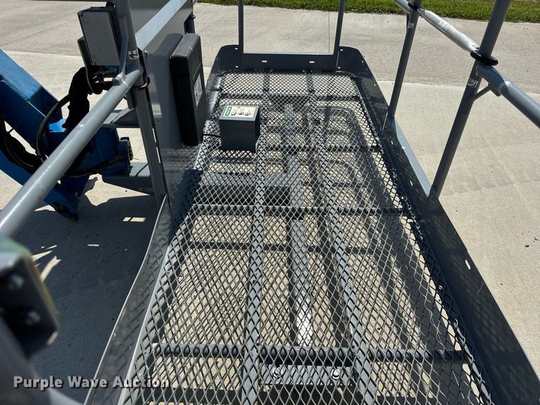 image for item DI9189 2008 Genie S65 boom lift