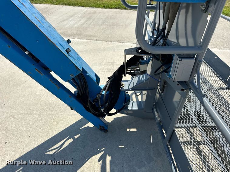 image for item DI9189 2008 Genie S65 boom lift