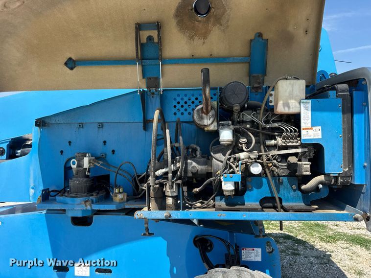 image for item DI9189 2008 Genie S65 boom lift