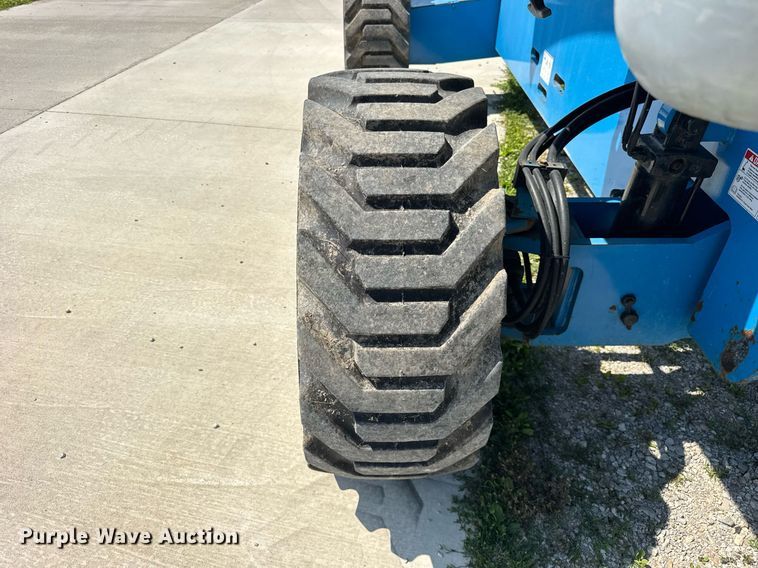 image for item DI9189 2008 Genie S65 boom lift