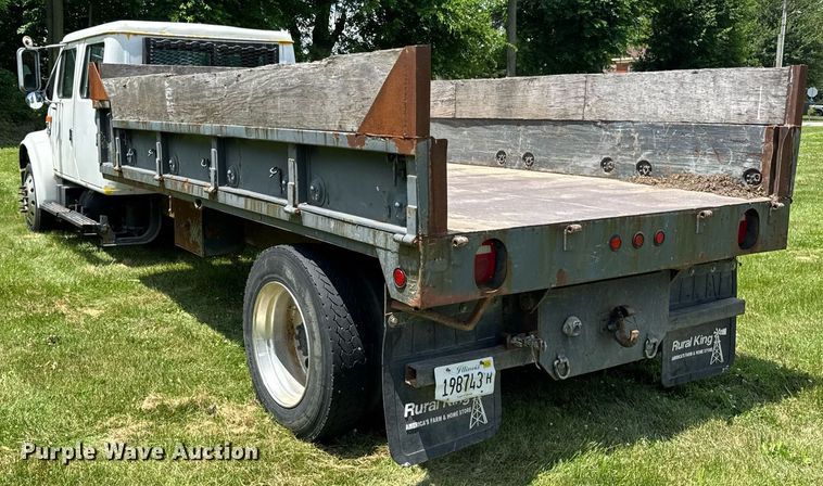 image for item DI9197 2001 International 4700  Crew Cab dump truck